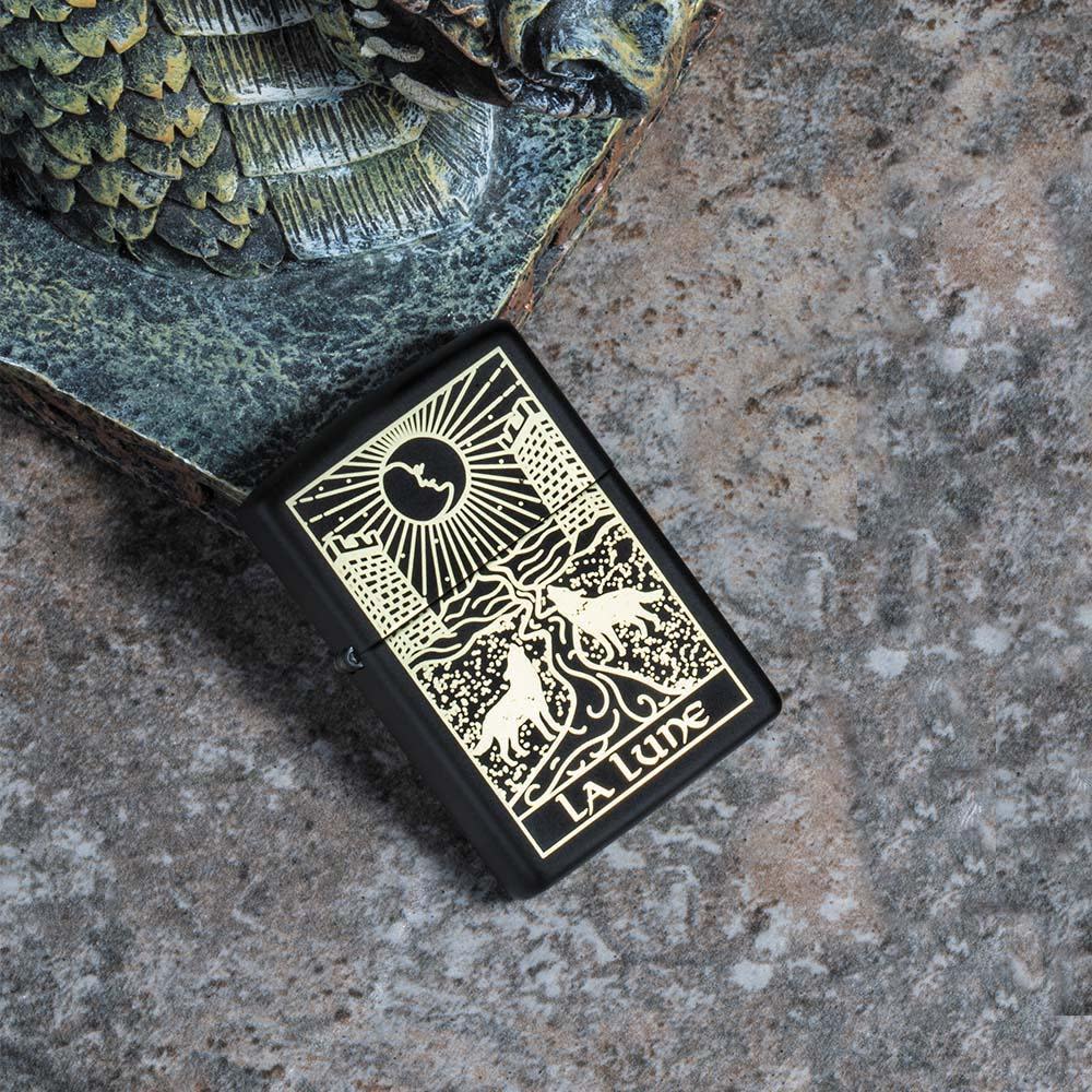 Alternative view of Wolf Tarot Card Design