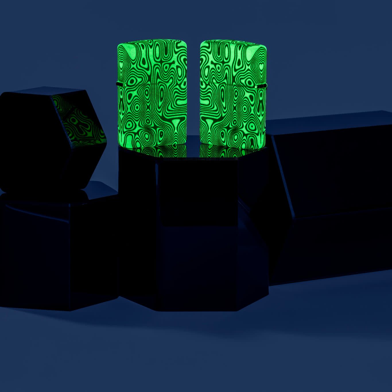 Alternative view of Glowing Swirls Design