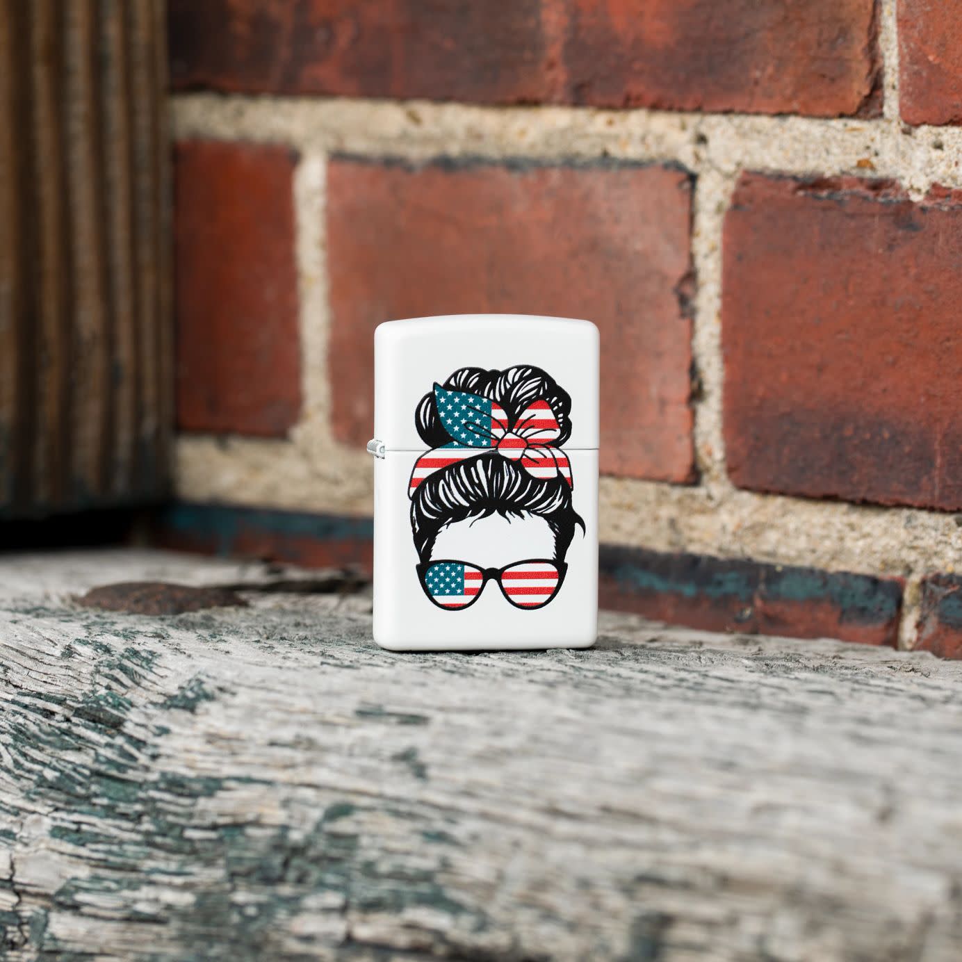 Alternative view of American Woman Design