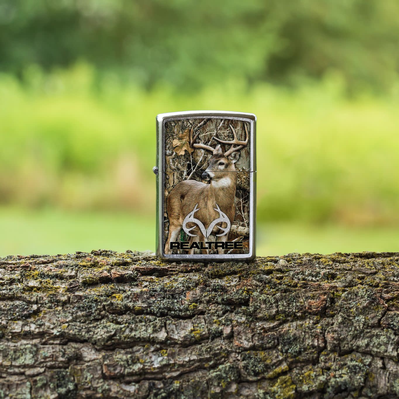 Alternative view of Realtree Buck Design