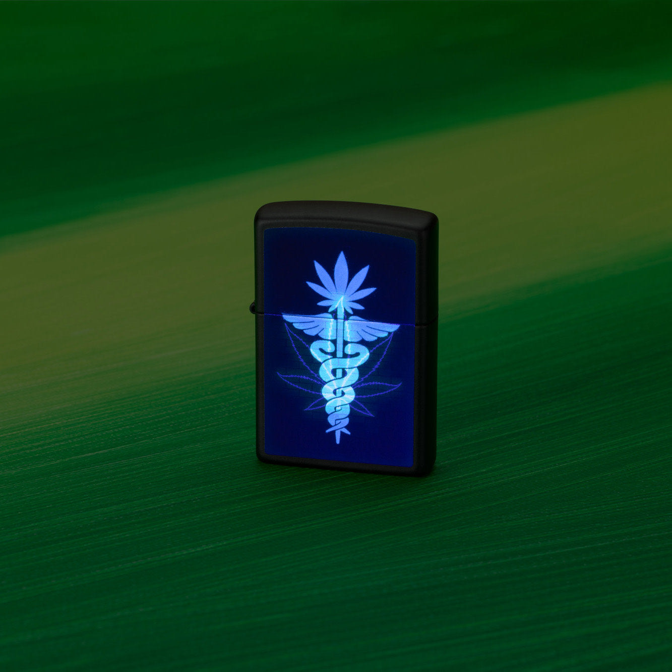 Alternative view of Gleaming Leaf Design