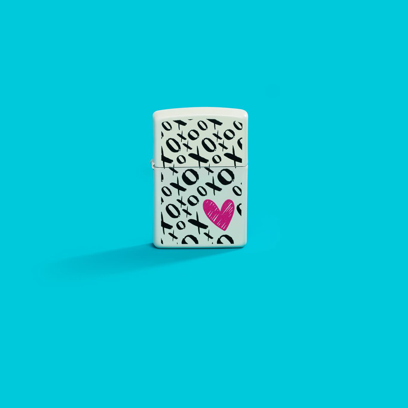 Alternative view of Hugs and Kisses Design