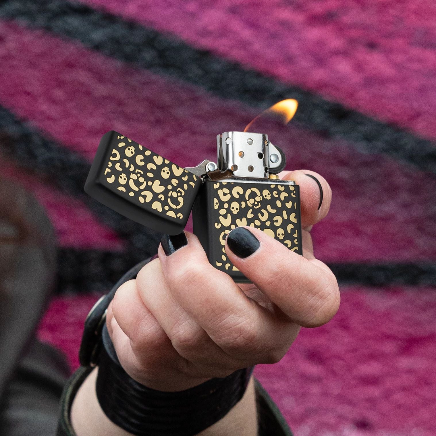 Alternative view of Leopard Skulls Design