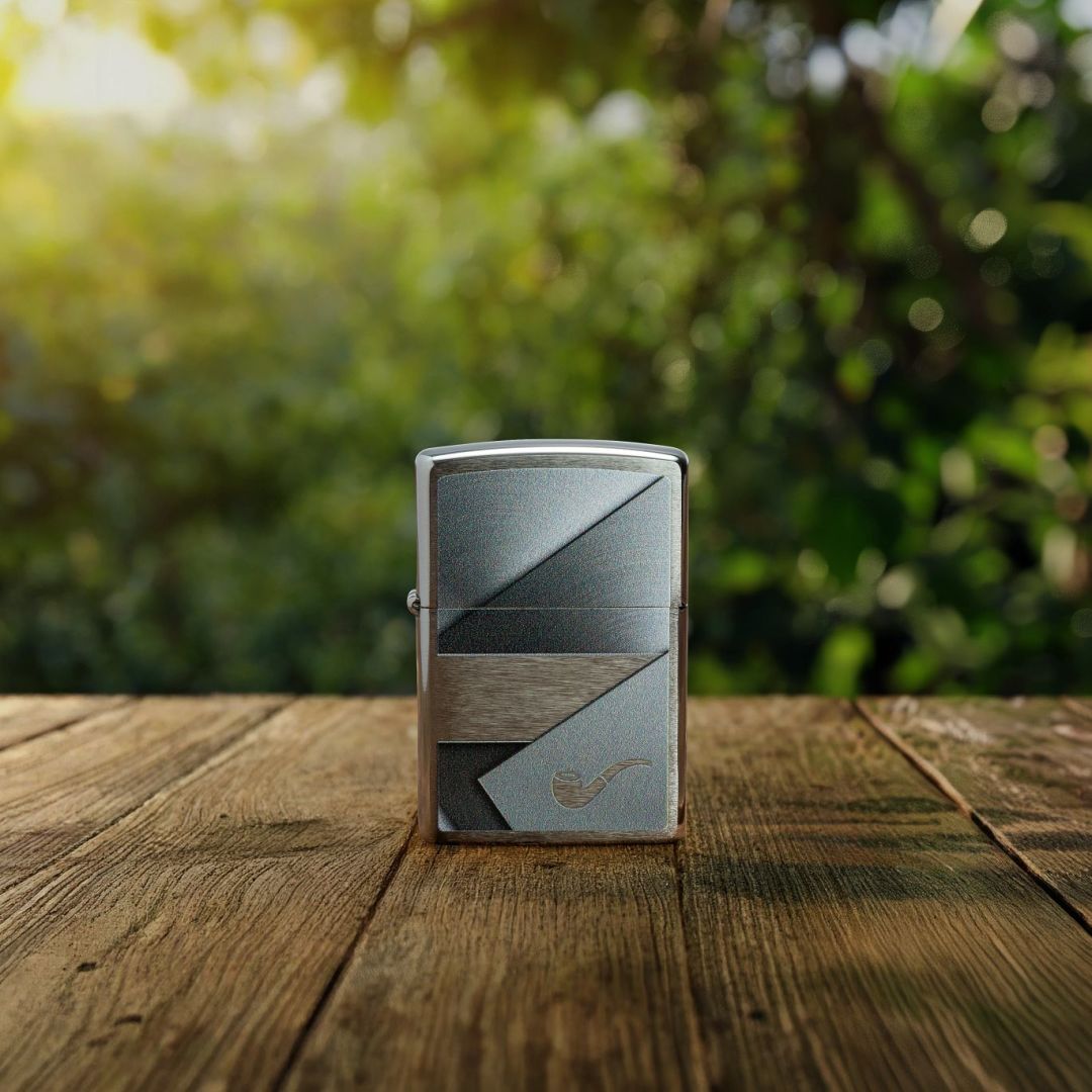 Alternative view of Metallic Design Pipe Lighter