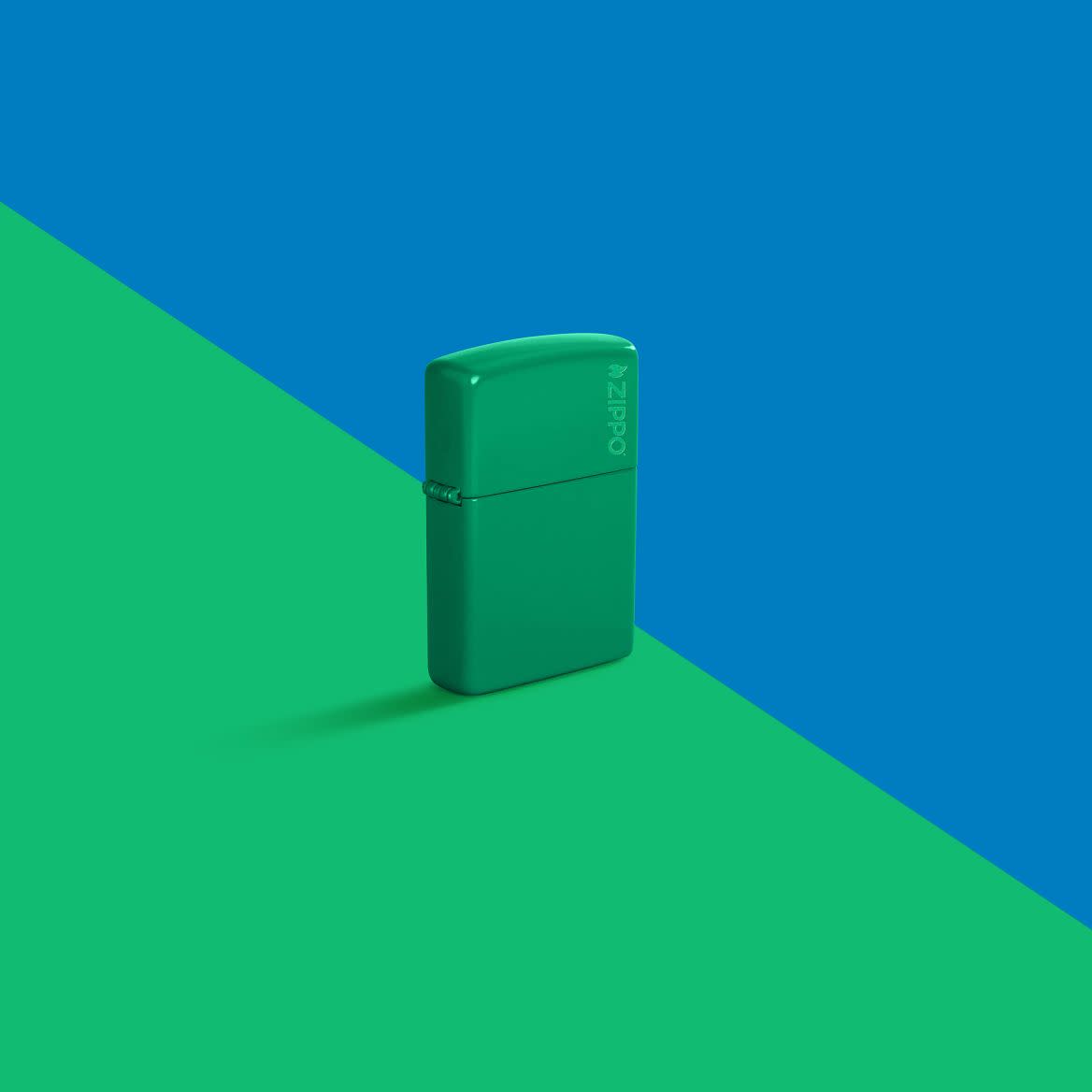 Alternative view of Classic Grass Green Matte Zippo Logo