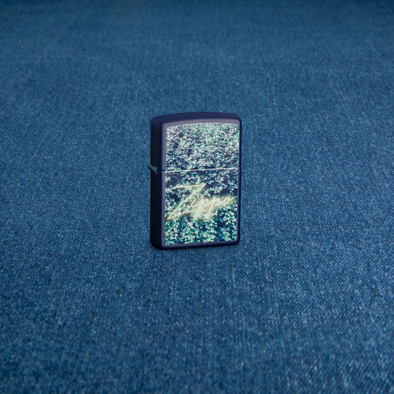 Alternative view of Zippo Design