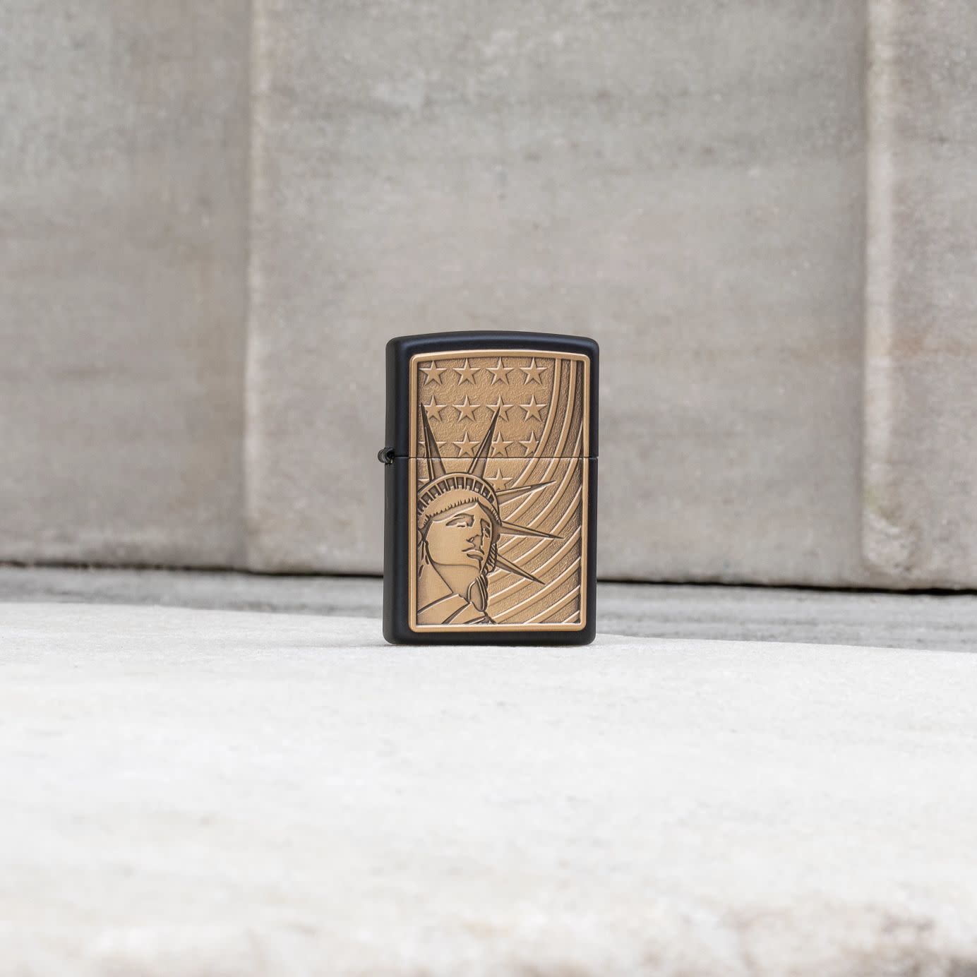 Alternative view of Lady Liberty Emblem